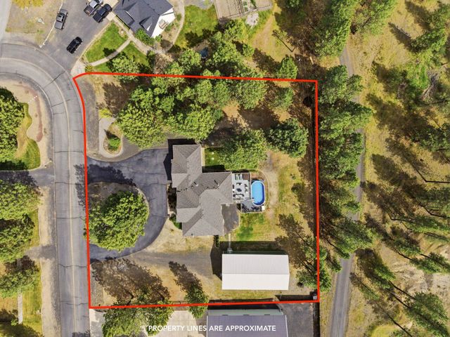 5865 Little Sandy Loop, Nine Mile Falls, WA 99026
