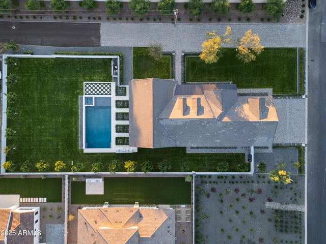 2495 E SUPERSTITION Drive, Gilbert, AZ 85297