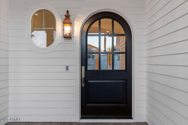 2495 E SUPERSTITION Drive, Gilbert, AZ 85297