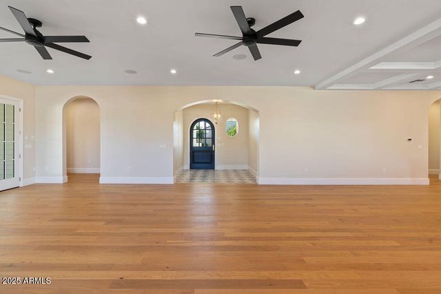 2495 E SUPERSTITION Drive, Gilbert, AZ 85297