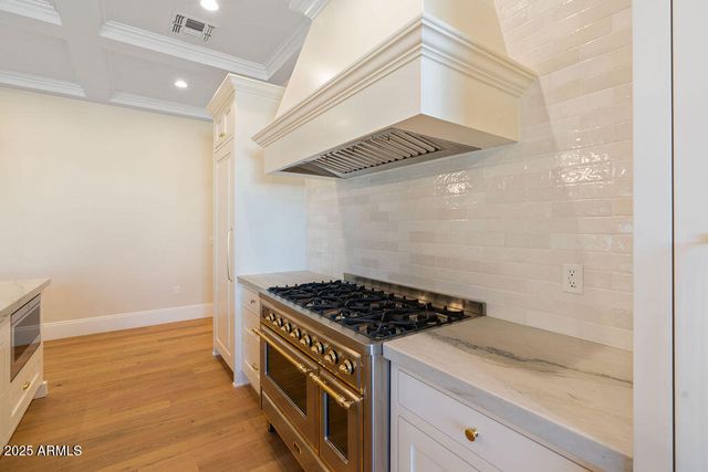 2495 E SUPERSTITION Drive, Gilbert, AZ 85297