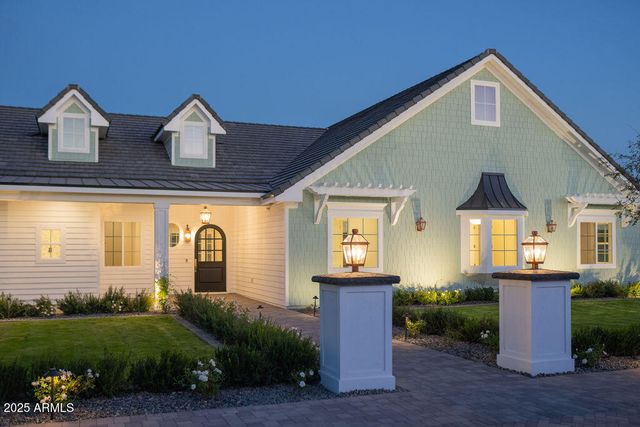 2495 E SUPERSTITION Drive, Gilbert, AZ 85297