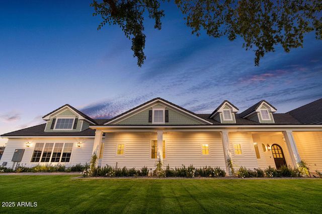 2495 E SUPERSTITION Drive, Gilbert, AZ 85297