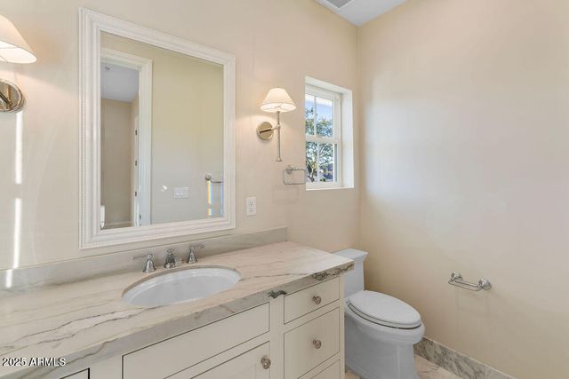 2495 E SUPERSTITION Drive, Gilbert, AZ 85297