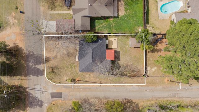 417 E Meredith, Marshall, TX 75670
