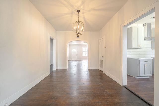 417 E Meredith, Marshall, TX 75670