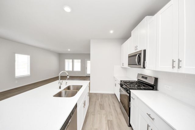 6808 Hart Oak Court, Conroe, TX 77304