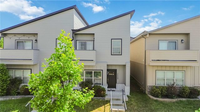 2648 Ward Drive, Fayetteville, AR 72704