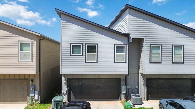 2648 Ward Drive, Fayetteville, AR 72704