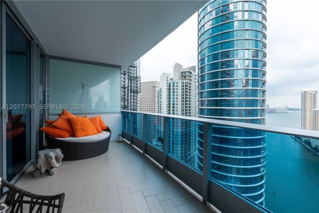 200 Biscayne Boulevard Way 3305, Miami, FL 33131