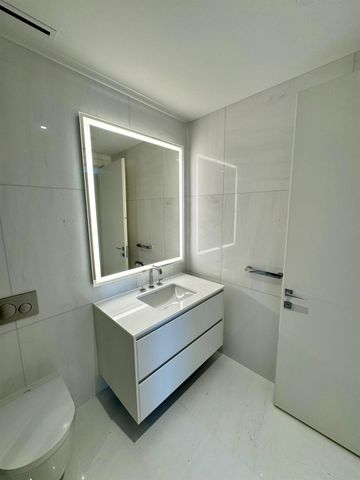 300 Biscayne Blvd Way 2508, Miami, FL 33131