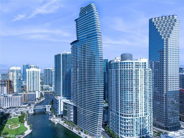 300 Biscayne Blvd Way 2508, Miami, FL 33131