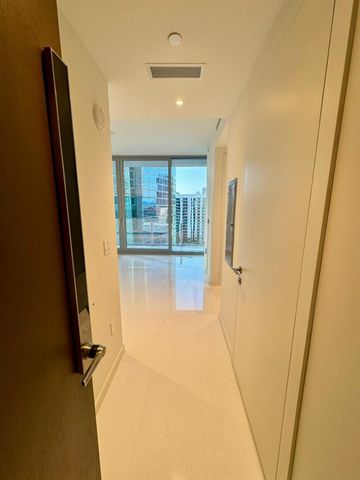 300 Biscayne Blvd Way 2508, Miami, FL 33131