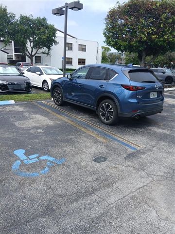 9403 Fontainebleau Boulevard 110, Miami, FL 33172