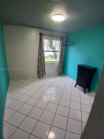 9403 Fontainebleau Boulevard 110, Miami, FL 33172
