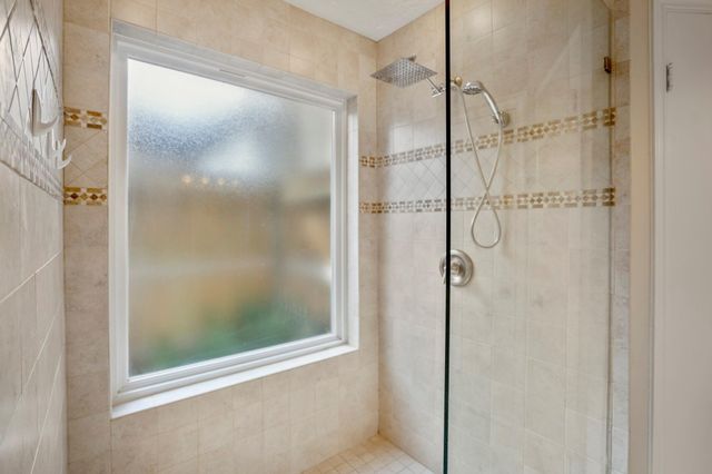 5207 Woodville Lane, Spring, TX 77379