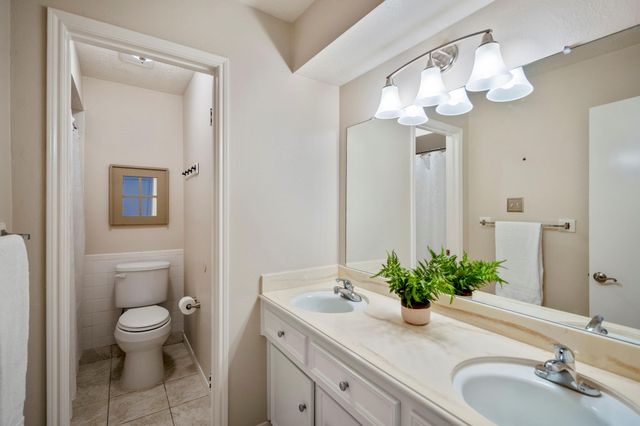 5207 Woodville Lane, Spring, TX 77379