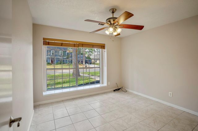 5207 Woodville Lane, Spring, TX 77379