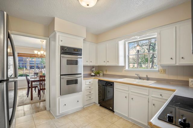 5207 Woodville Lane, Spring, TX 77379