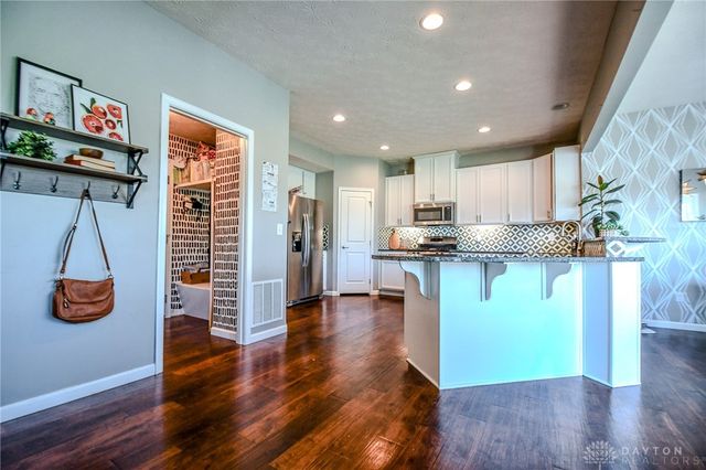 2457 Sunset Maple Drive, Tipp City, OH 45371