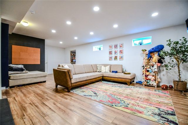 2457 Sunset Maple Drive, Tipp City, OH 45371