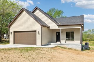 827 Oconnor St, Smithville, TN 37166