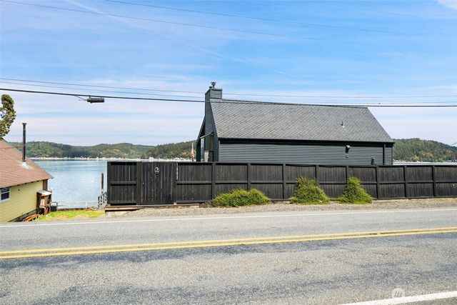 7991 E State Route 106, Union, WA 98592