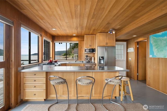 7991 E State Route 106, Union, WA 98592