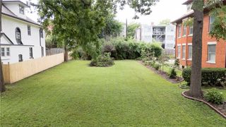 3532 Wyandotte Street, Kansas City, MO 64111