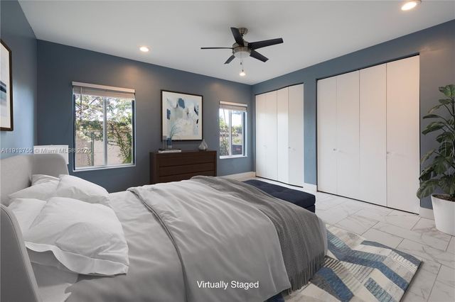 4920 NE 1st Ter, Oakland Park, FL 33334