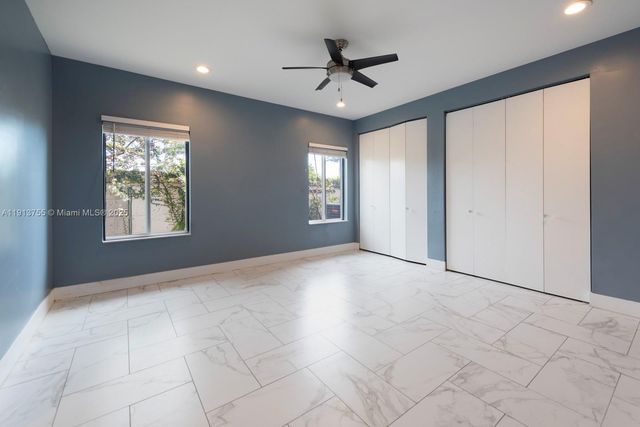 4920 NE 1st Ter, Oakland Park, FL 33334