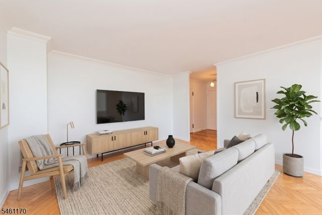 530 Valley Rd 7Z, Montclair Twp., NJ 07043