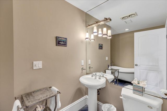 220 Dunrobin Road, Mashpee, MA 02649