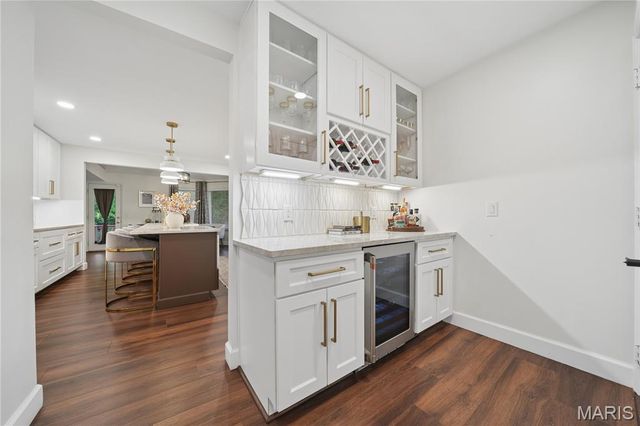 2 Forest Park Circle, Lake St Louis, MO 63367