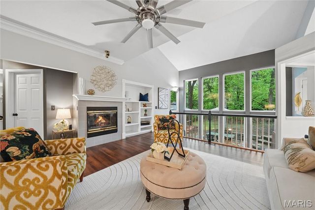 2 Forest Park Circle, Lake St Louis, MO 63367
