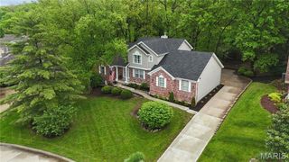 2 Forest Park Circle, Lake St Louis, MO 63367