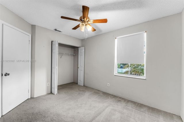 2110 NW 190th Ave, Pembroke Pines, FL 33029