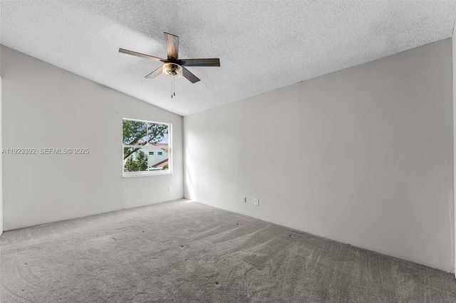 2110 NW 190th Ave, Pembroke Pines, FL 33029