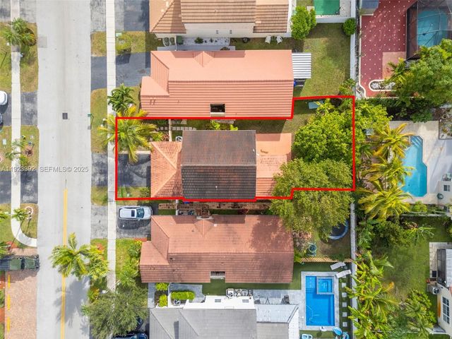 2110 NW 190th Ave, Pembroke Pines, FL 33029