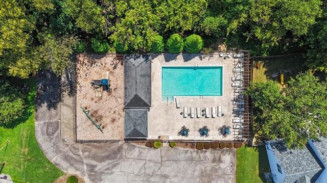 6014 W Rosie Lane SE, Mableton, GA 30126