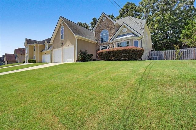 6014 W Rosie Lane SE, Mableton, GA 30126