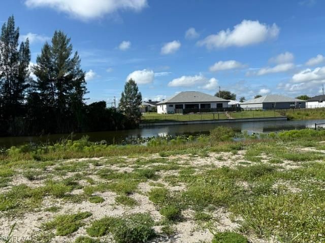 212 NE 9th ST, Cape Coral, FL 33909