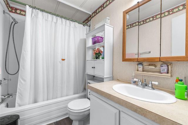 8 WOODLAND CIRCLE, Haines City, FL 33844