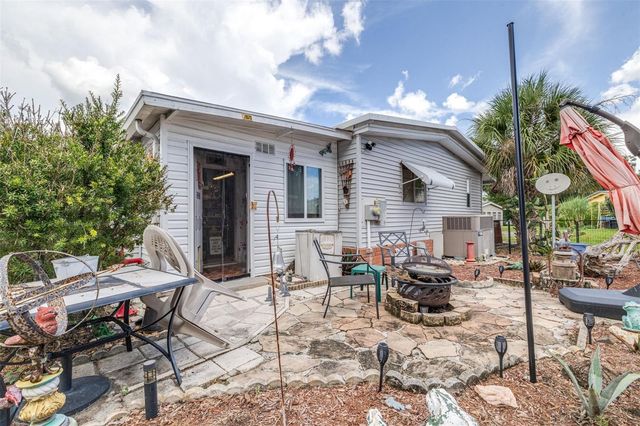 8 WOODLAND CIRCLE, Haines City, FL 33844