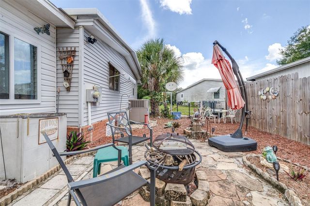 8 WOODLAND CIRCLE, Haines City, FL 33844