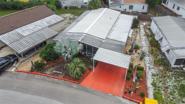 8 WOODLAND CIRCLE, Haines City, FL 33844