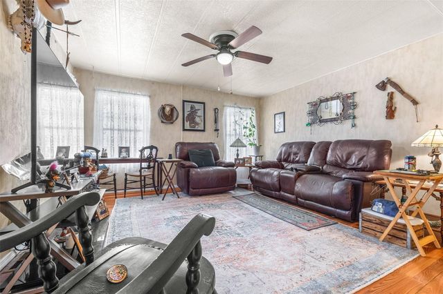 8 WOODLAND CIRCLE, Haines City, FL 33844