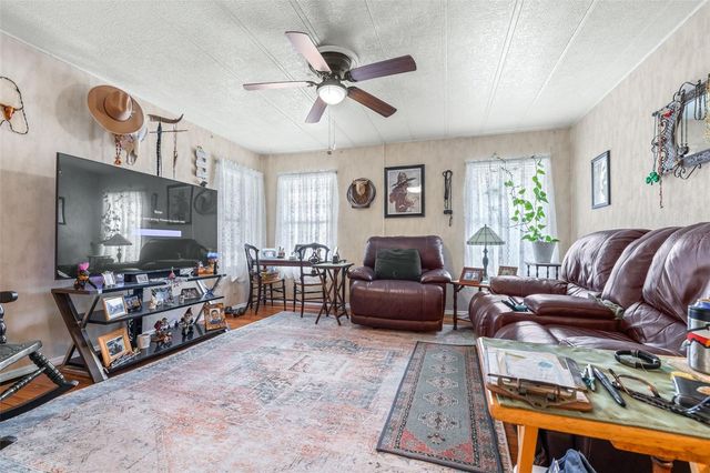 8 WOODLAND CIRCLE, Haines City, FL 33844