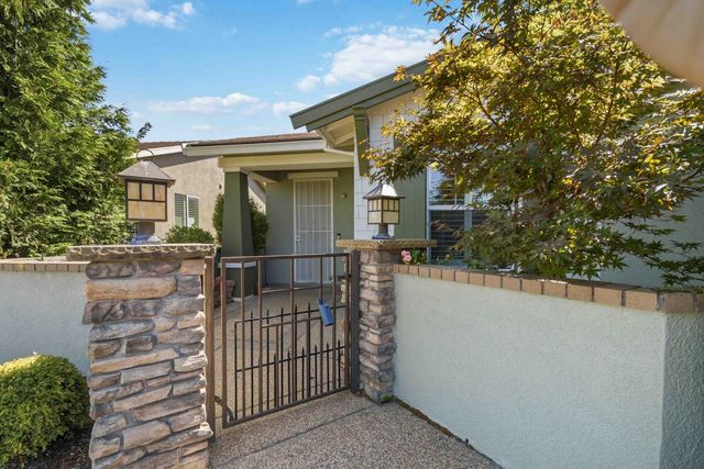 2403 Blue Heron Loop, Lincoln, CA 95648