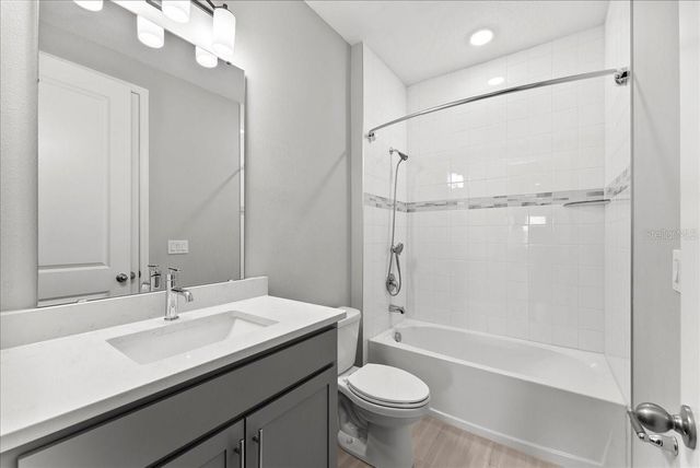 19105 PLANETREE STREET, Orlando, FL 32827